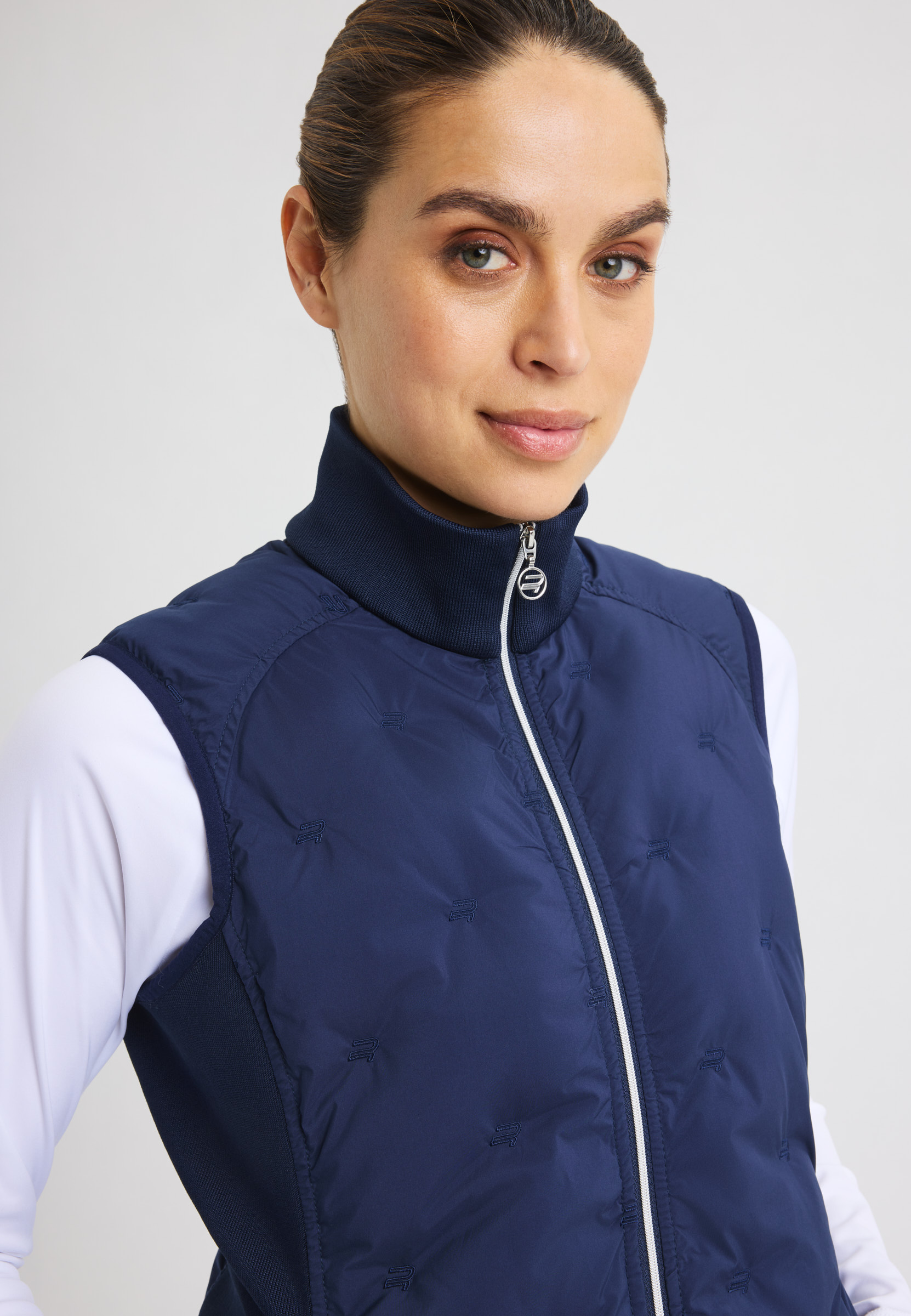 Padded Windbreaker Vest – Windproof golf vest made of recycled