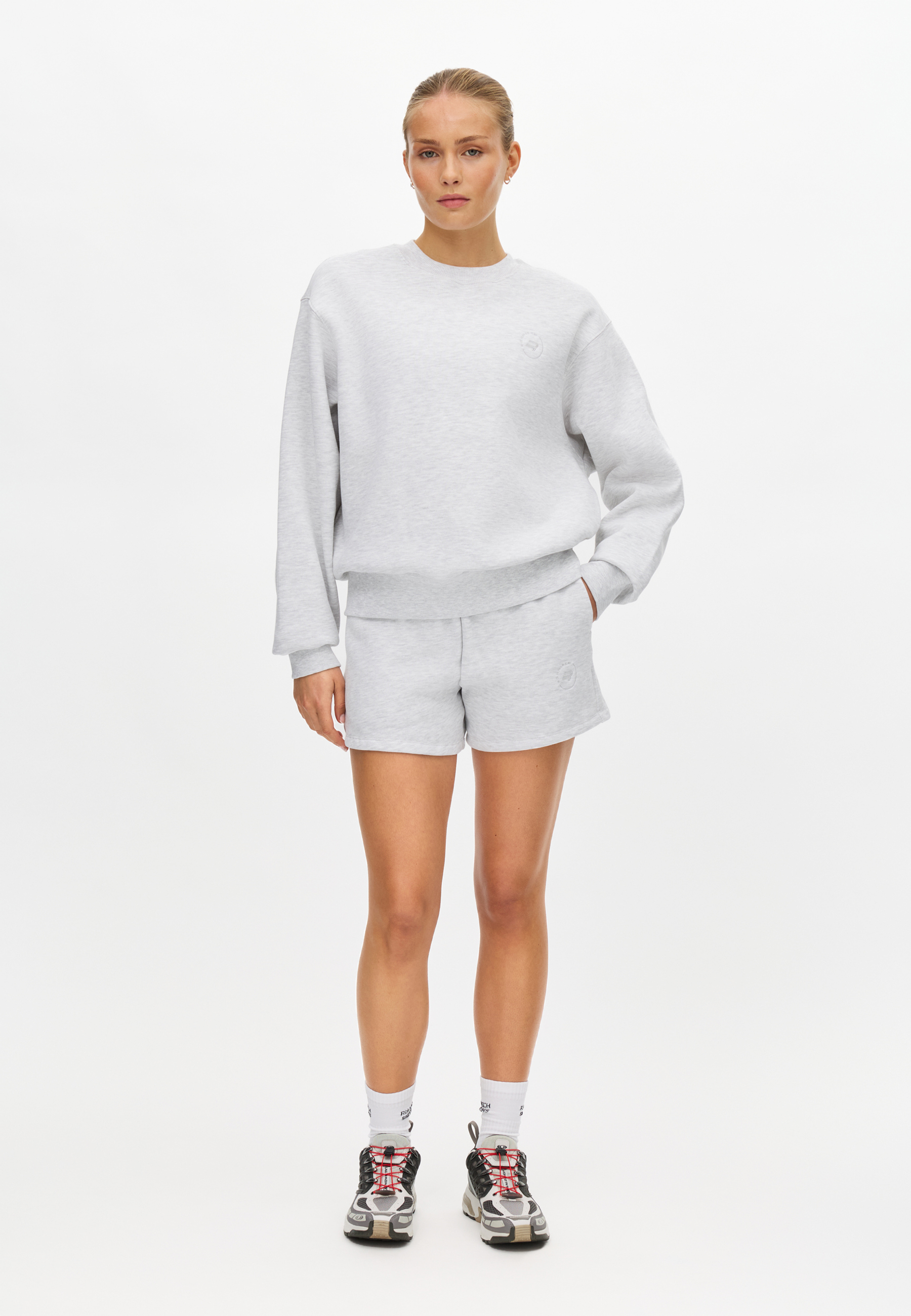 Base Sweatshorts - women's sweatshorts with pockets - Röhnisch