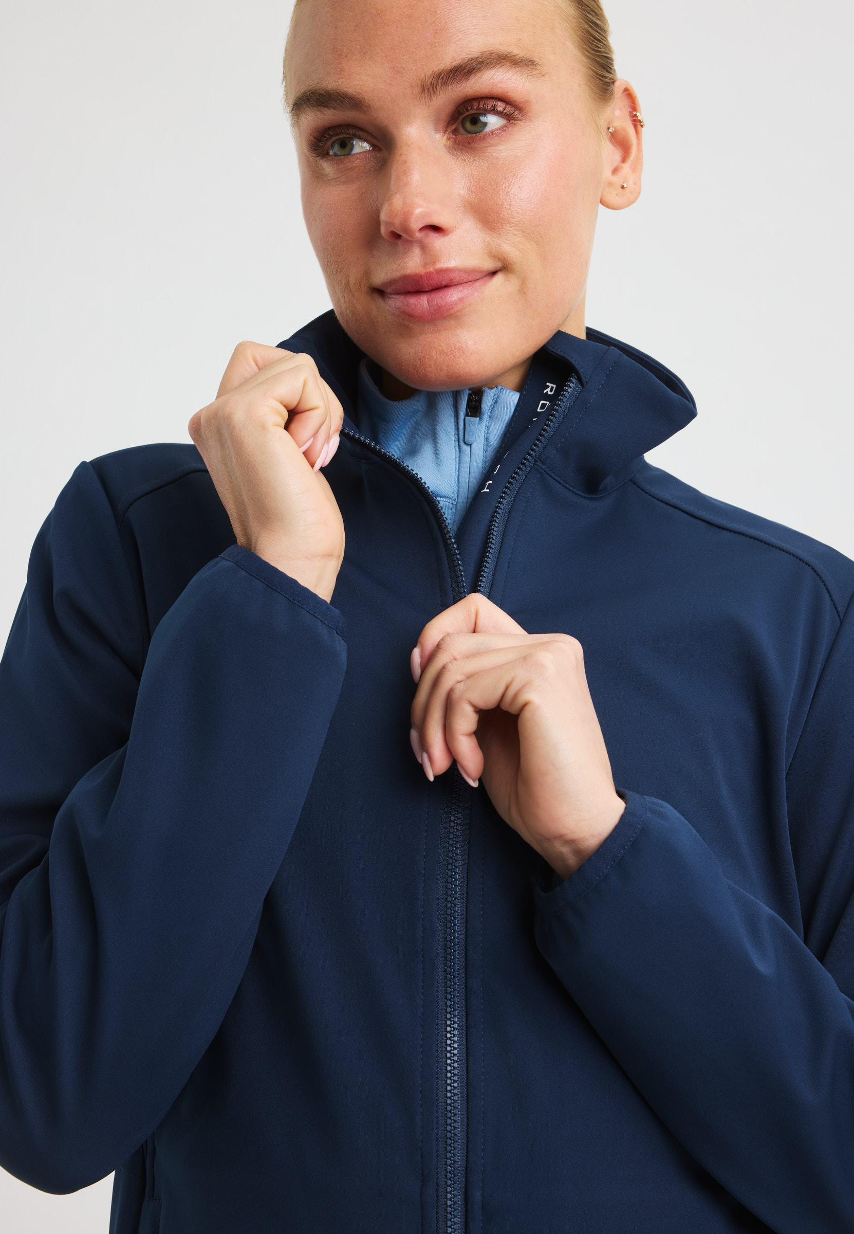 Lorraine Wind Jacket – Windproof golf jacket in recycled material