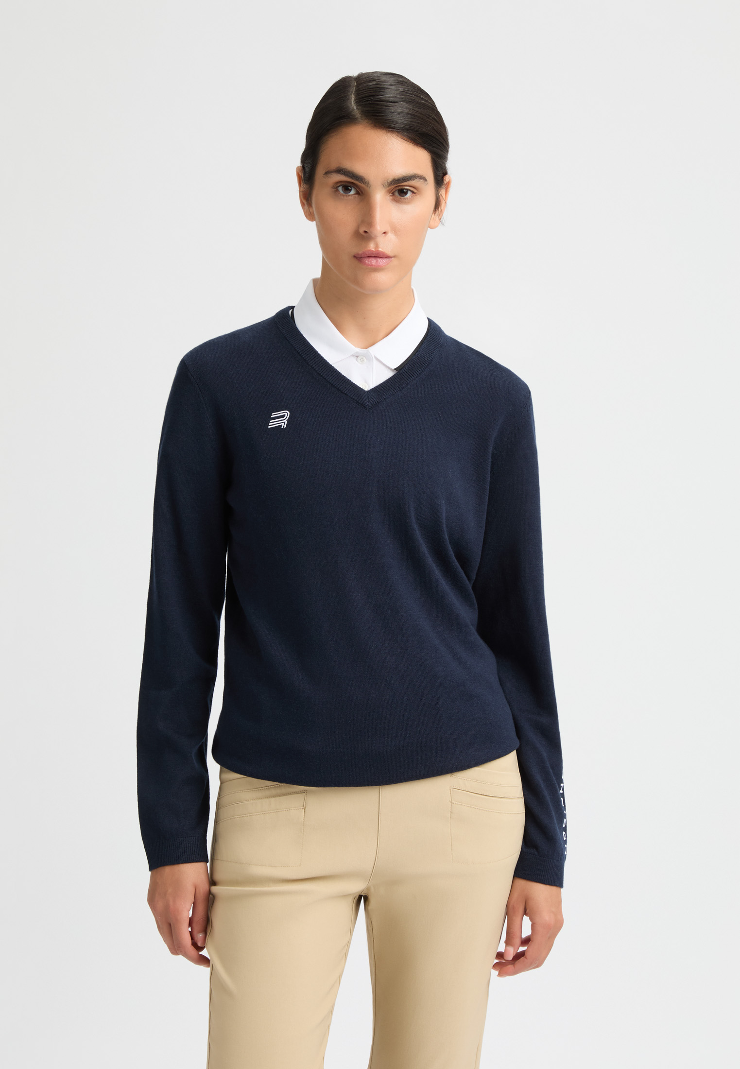 Adela Knitted Sweater – Knitted golf sweater in merino wool | Röhnisch