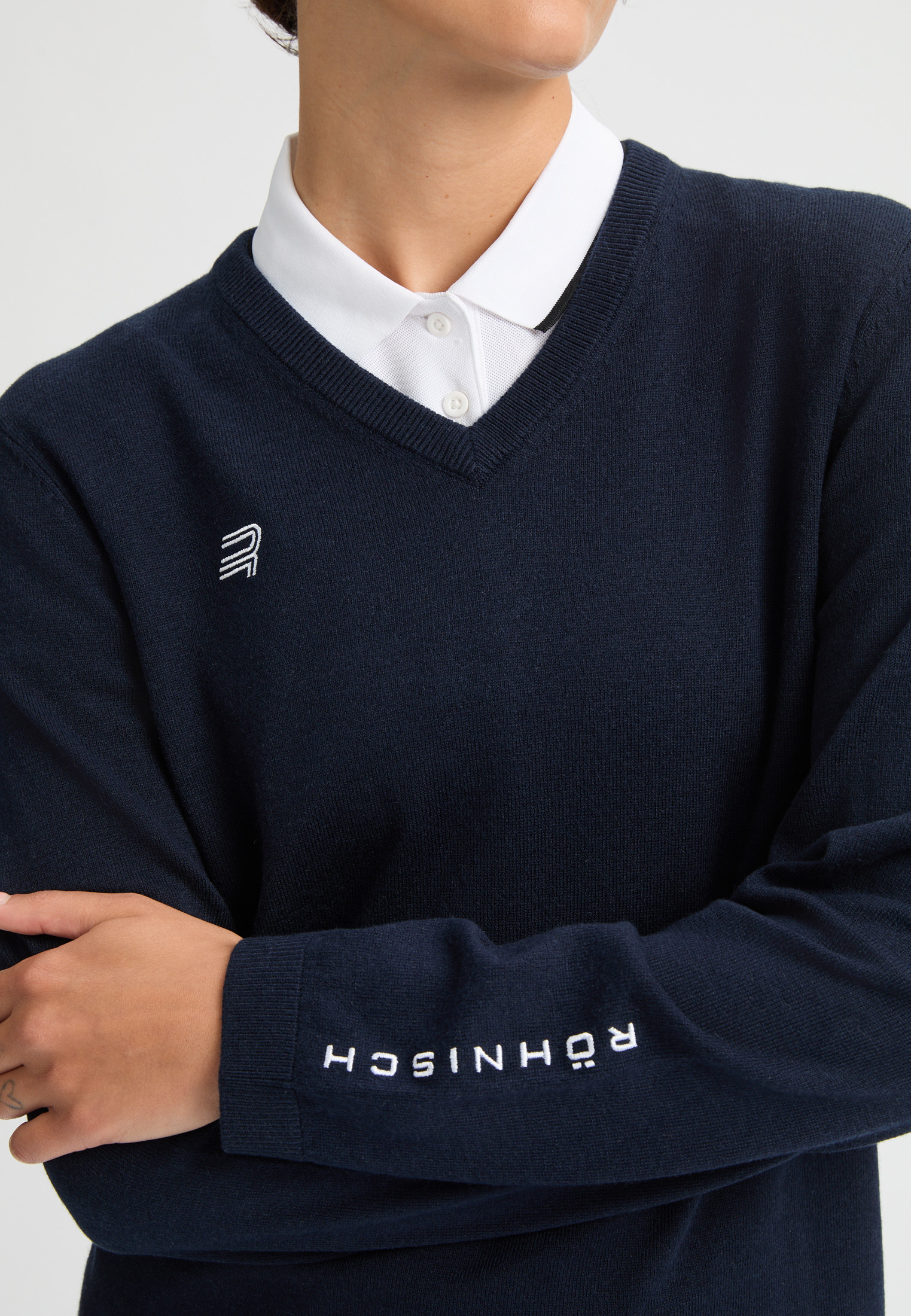 Adela Knitted Sweater – Knitted golf sweater in merino wool | Röhnisch